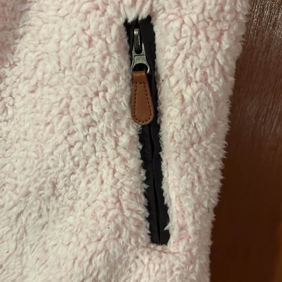 Pink vest - Picture 4 of 5